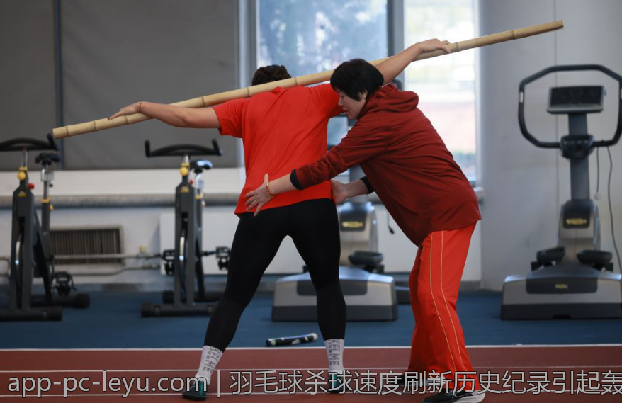 羽毛球杀球速度刷新历史纪录引起轰动